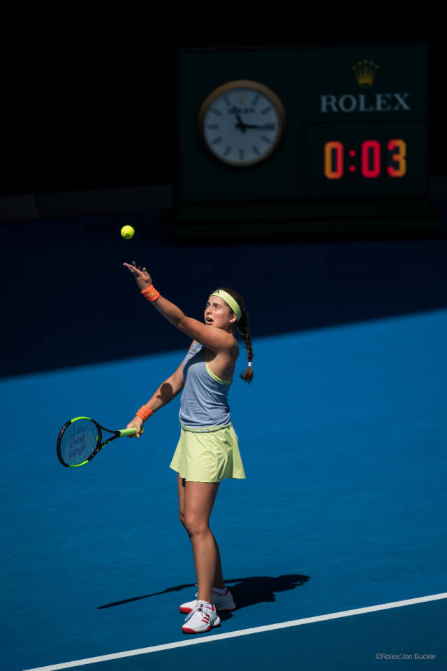 在进攻上展 在进攻上展