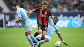 一名来自L 一名来自L